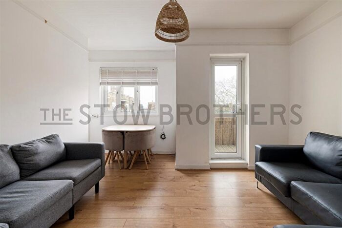 2 Bedroom Flat To Rent In Loddiges Road, Hackney, E9