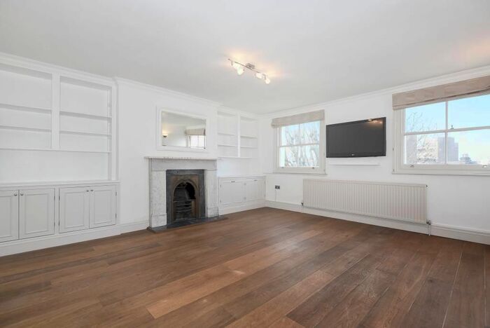 2 Bedroom Flat To Rent In Richmond, Surrey, TW9
