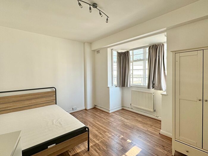 Studio To Rent In Orsett Terrace, London, W2