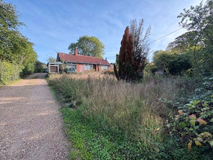 2 Bedroom Detached Bungalow For Sale In Valdona, Church Road, Wreningham, Norwich, Norfolk, NR16
