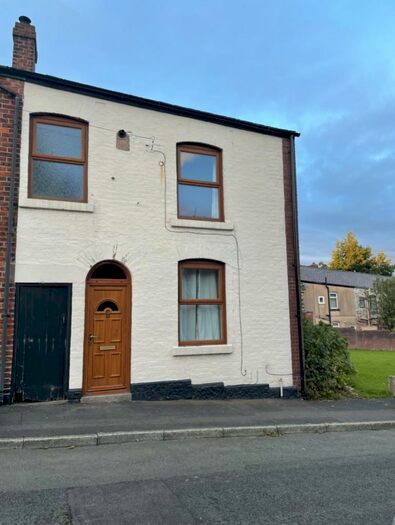 2 Bedroom End Of Terrace House To Rent In Waterloo Street, Chorley, Lancashire, PR7