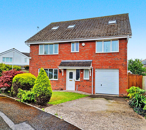 6 Bedroom Detached House For Sale In School House Close, North Cornelly, CF33