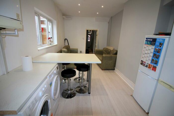 5 Bedroom Terraced House To Rent In King Richard Street, Stoke, Coventry, CV2