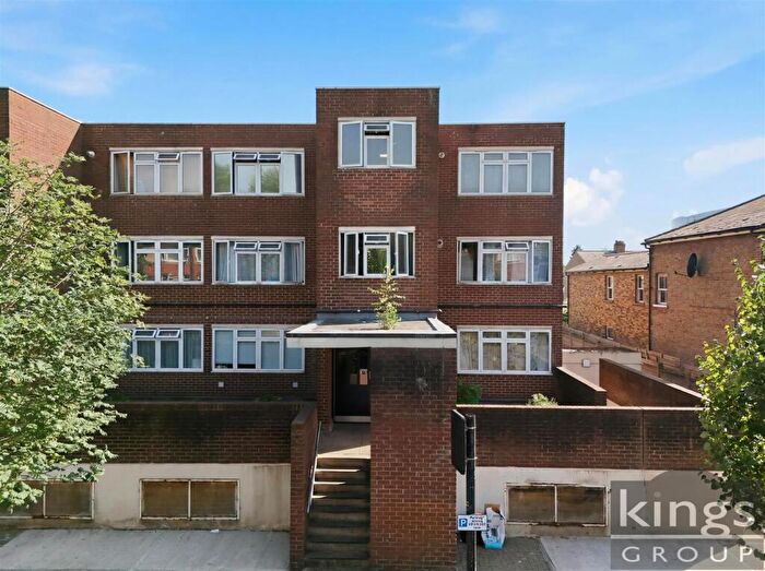 1 Bedroom Flat For Sale In Northumberland Park, London, N17