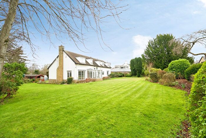 5 Bedroom Detached House For Sale In Woodthorpe Park Drive, Wakefield, WF2