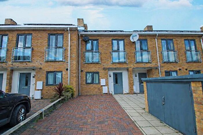 3 Bedroom Terraced House For Sale In Britannia Close, Northolt, UB5