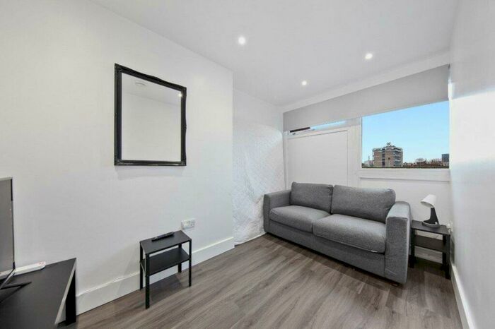 4 Bedroom Apartment To Rent In Kinross House, Bemerton Estate, London, N1