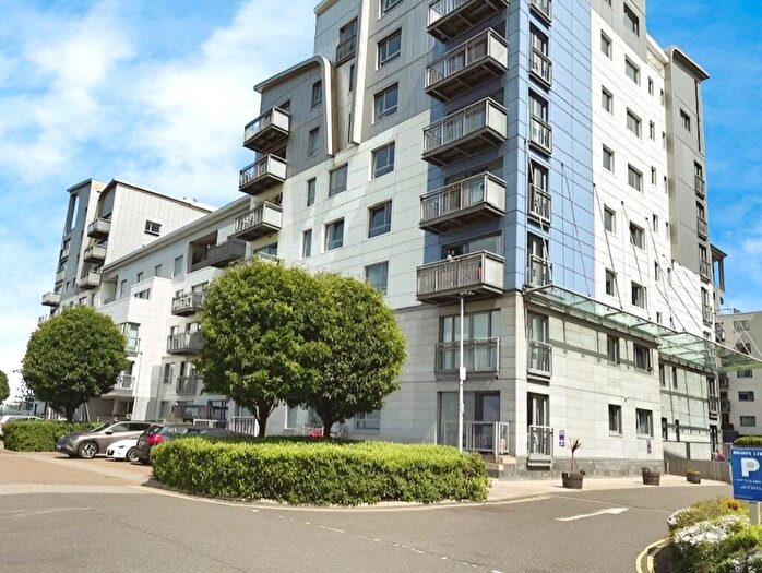 2 Bedroom Flat For Sale In Western Harbour Terrace, Edinburgh, Midlothian, EH6