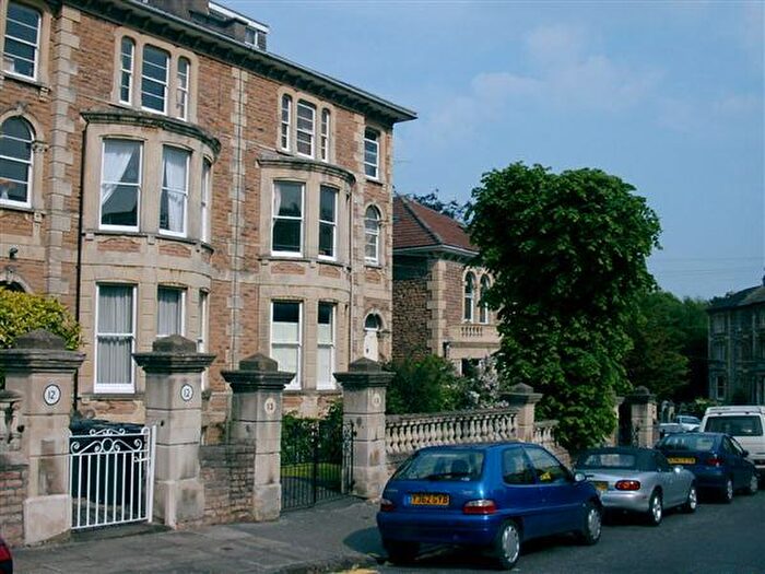 6 Bedroom Maisonette To Rent In First Floor Maisonette Osborne Road, BS8