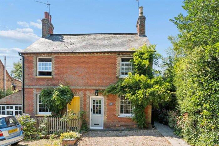 2 Bedroom Semi Detached House For Sale In West Hill, Aspley Guise, MK17