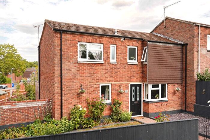 3 Bedroom End Of Terrace House For Sale In Emmanuel Close, Mildenhall, Bury St. Edmunds, Suffolk, IP28