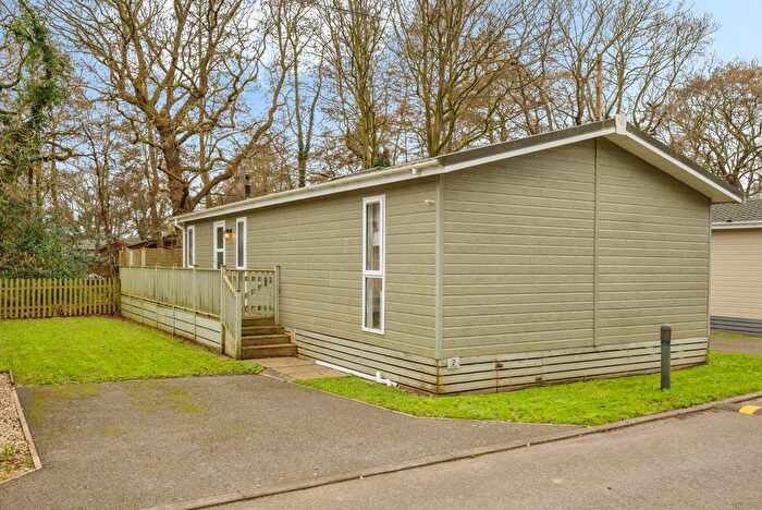 3 Bedroom Park Home For Sale In Bacton Road, North Walsham, Norfolk, NR28