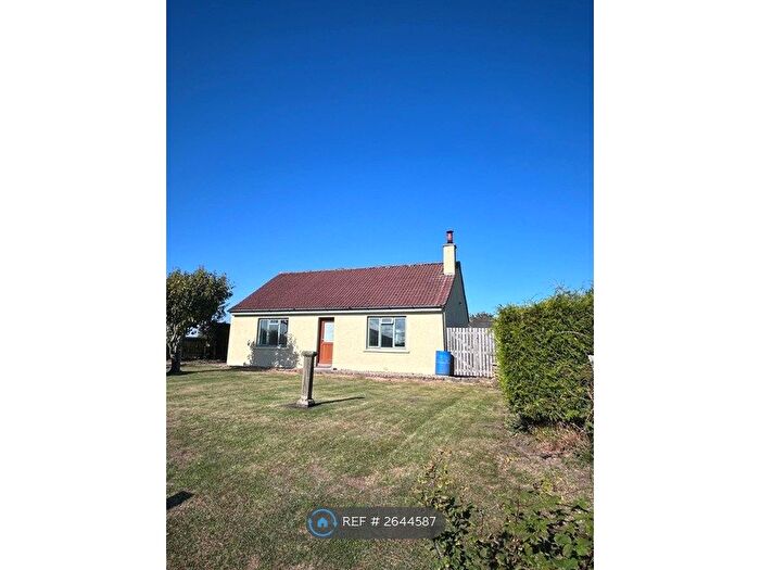 2 Bedroom Bungalow To Rent In Seggiehill, St Andrews, KY16