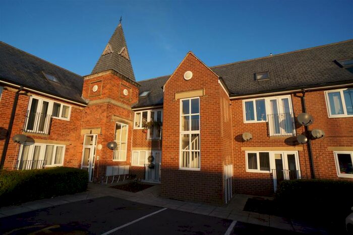 2 Bedroom Flat To Rent In Town Street, Middleton, Leeds, LS10