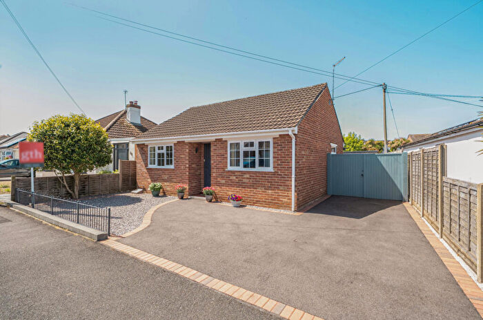 3 Bedroom Bungalow For Sale In Danielsfield Road, Yeovil, Somerset, BA20