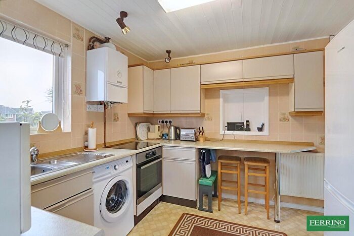 2 Bedroom Bungalow For Sale In Kimberley Drive, Lydney, Gloucestershire., GL15