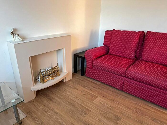 1 Bedroom Flat To Rent In Drew Lane, Walmer, Deal, CT14