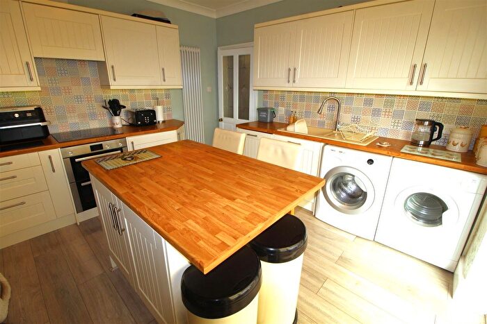 3 Bedroom Detached House For Sale In Baldwin Road, Minster On Sea, Sheerness, ME12
