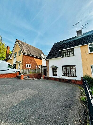 2 Bedroom Semi-detached House To Rent In Langstone Road, Dudley, DY1