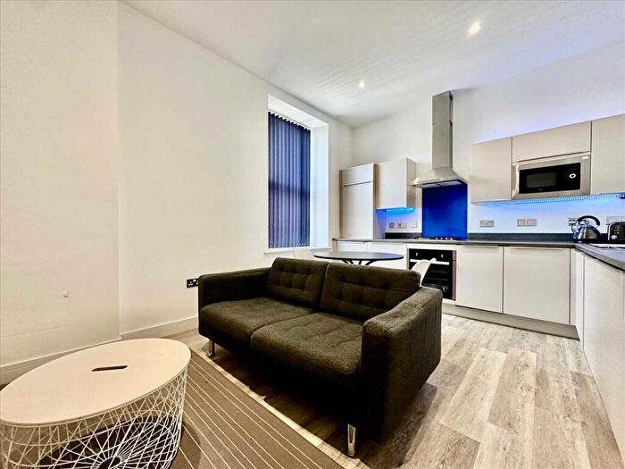 2 Bedroom Apartment To Rent In Queen Anne Terrace, Plymouth, PL4