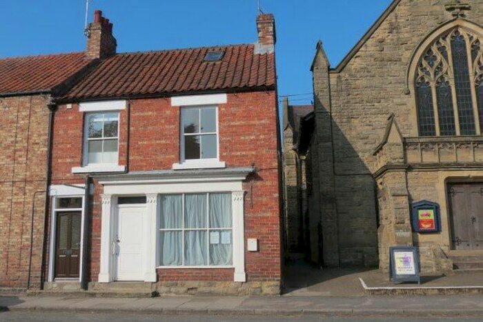 3 Bedroom Semi-Detached House To Rent In Flat Maltongate, Pickering, YO18