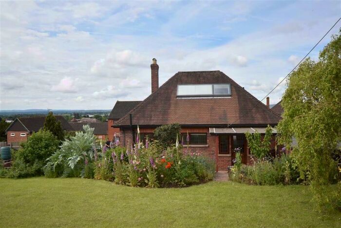 2 Bedroom Detached Bungalow To Rent In Homend Crescent, Ledbury, Herefordshire, HR8