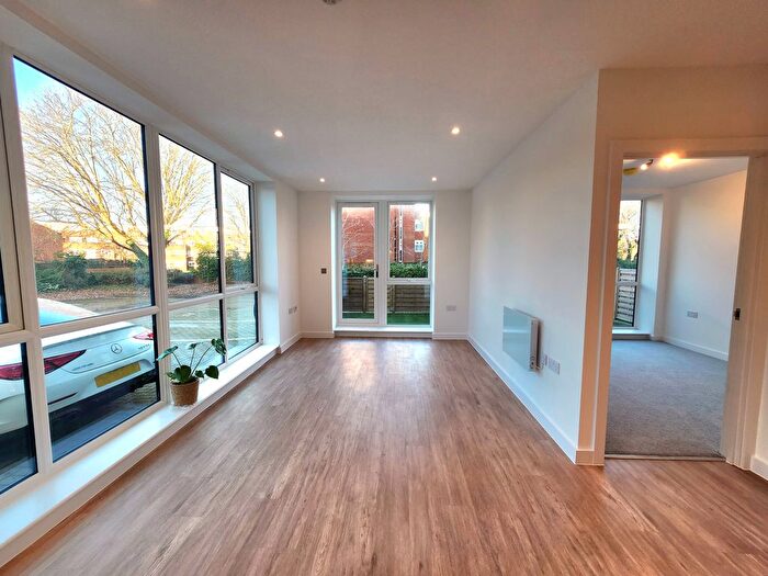 1 Bedroom Flat To Rent In Challenge Court, Leatherhead, KT22