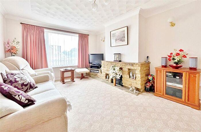 2 Bedroom Bungalow For Sale In Ainsdale Road, Worthing, West Sussex, BN13