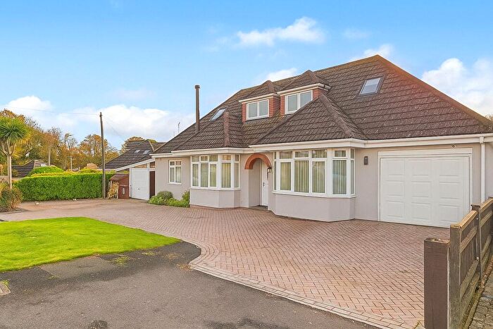 4 Bedroom Detached House For Sale In Upton Crescent, Nursling, Southampton, Hampshire, SO16