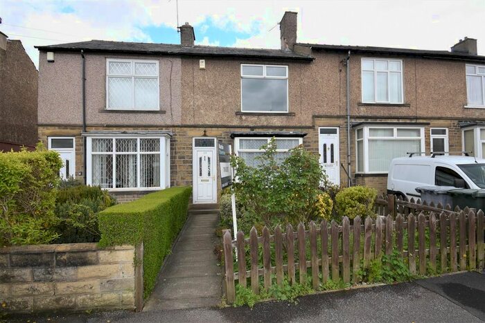 2 Bedroom Property To Rent In Broomfield Road, Marsh, Huddersfield, HD1