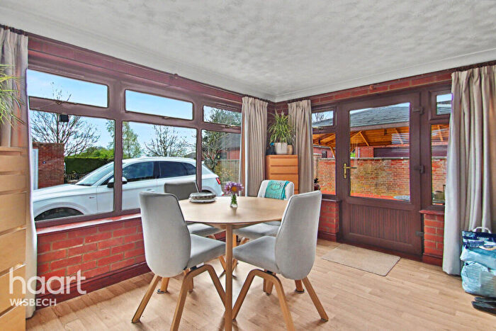 2 Bedroom Detached Bungalow For Sale In Smeeth Road, Marshland St James, PE14