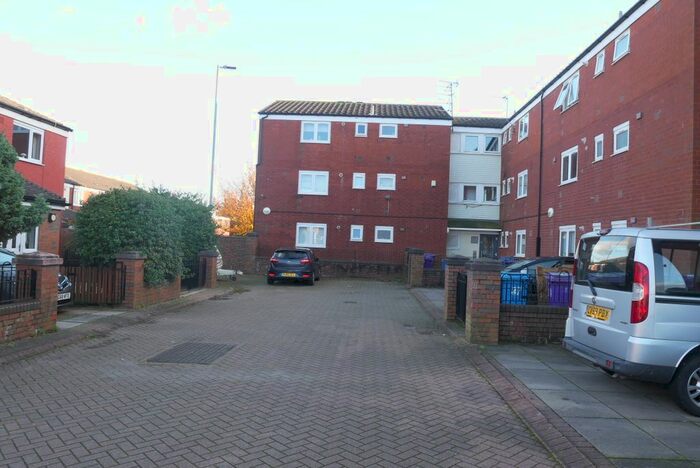 2 Bedroom Flat To Rent In New Red Rock View, Liverpool, L6