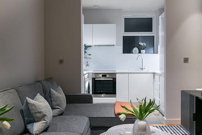 1 Bedroom Flat To Rent In Arlington Road, London, NW1