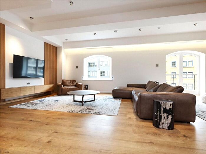 3 Bedroom Apartment To Rent In Ransomes Dock, London, SW11