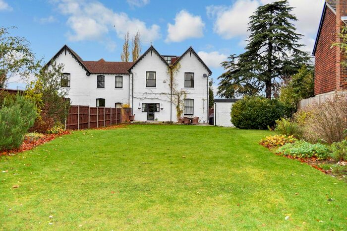 6 Bedroom Detached House To Rent In Horseshoe Lane West, Merrow, Guildford, Surrey, GU1