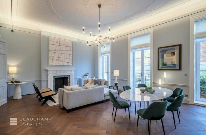 1 Bedroom Flat To Rent In Devonshire Place, Marylebone, W1G