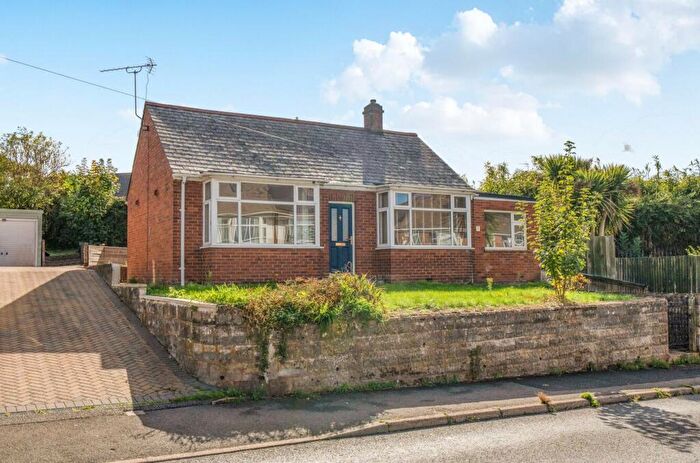 2 Bedroom Bungalow For Sale In Beacon Lane, Exeter, EX4
