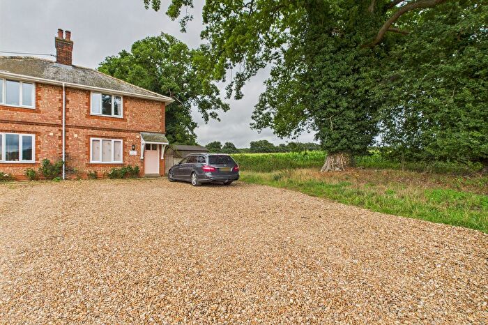 3 Bedroom Semi-Detached House To Rent In Croxton, Thetford, IP24