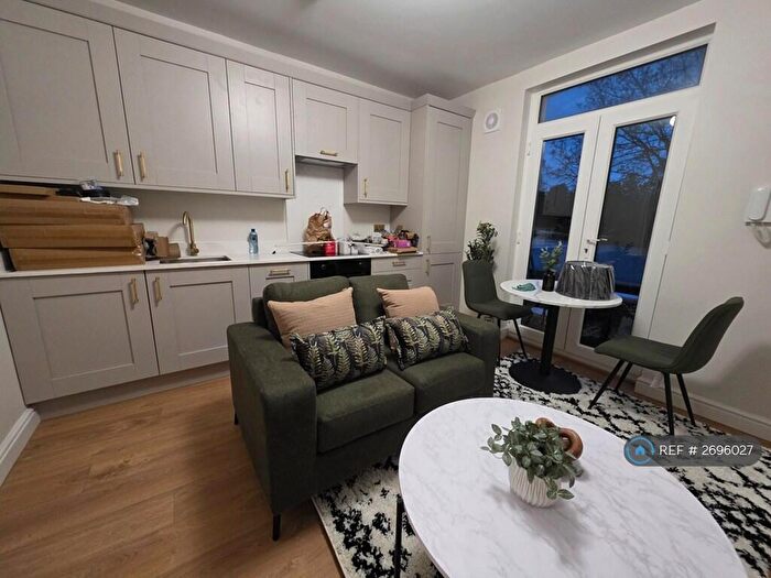 1 Bedroom Flat To Rent In Lorne Street, Reading, RG1