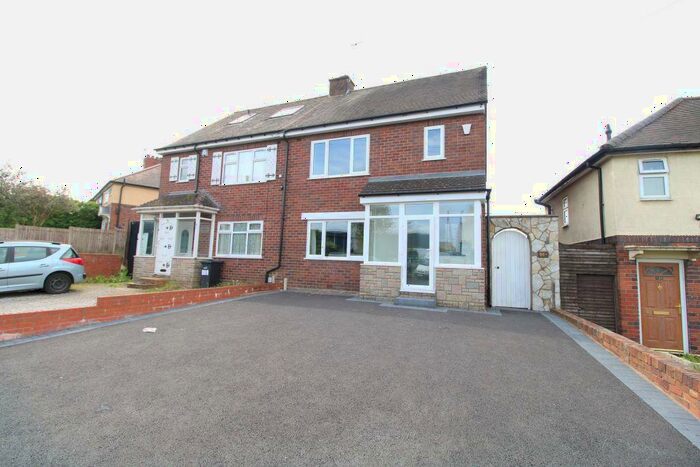3 Bedroom Semi-Detached House To Rent In Wallows Road, Brierley Hill, DY5