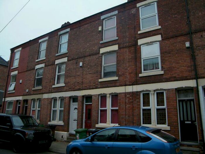 4 Bedroom House Of Multiple Occupation To Rent In Chippendale Street, Lenton, Nottingham, NG7