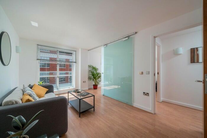 1 Bedroom Apartment To Rent In Hardwick Street, London, EC1R