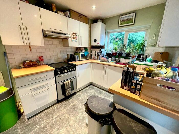 2 Bedroom House To Rent In Needham Avenue, Chorlton, M21