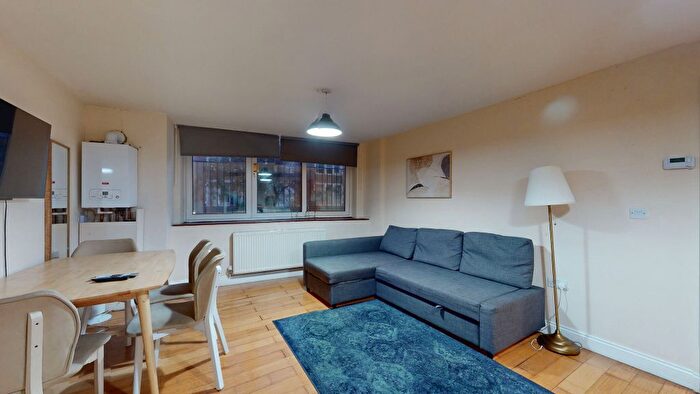 2 Bedroom Flat To Rent In Laugan Walk, London, SE17