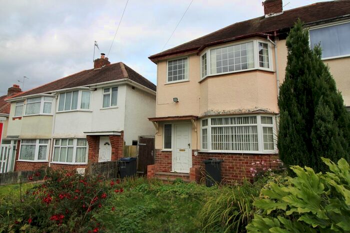 3 Bedroom Semi-Detached House To Rent In Widney Avenue, Selly Oak, Birmingham, B29