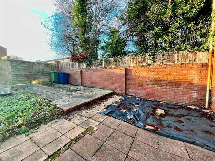 2 Bedroom End Of Terrace House To Rent In Forth Court, South Shields, NE34