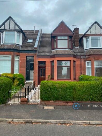 3 Bedroom Terraced House To Rent In Cambridge Avenue, Clydebank, G81