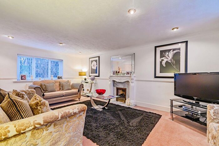 4 Bedroom Detached House For Sale In Bridgefield Drive, Bury, Greater Manchester, BL9