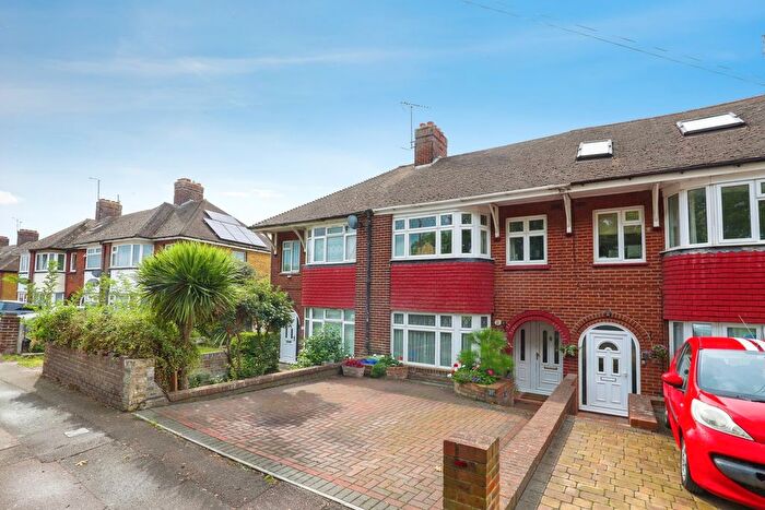 3 Bedroom Terraced House For Sale In Beechwood Avenue, Milton Regis, Sittingbourne, Kent, ME10