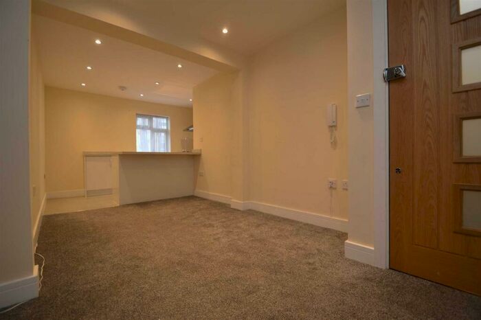 1 Bedroom Flat To Rent In Ongar Road, Brentwood, CM15